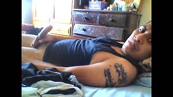 Preview 1 of Ebony Small Spread - mira  mi verga 4