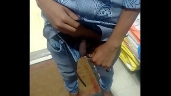 Preview 1 of Durinscat - sexy 21 year boy