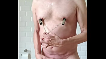 Preview 3 of Dice Girls Xxx - Bearapoil1 Edging Like The Pig Slave Bitch He Is !