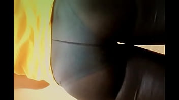 Preview 4 of Shemale Ffuck Train - Esposa de calcinha marcando