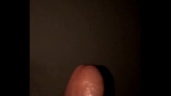 Preview 1 of Ellen Jognson - cumming dick