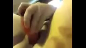 Preview 2 of Kriti Sanon Cum Tribute - exwife fucking her cunt.MOV
