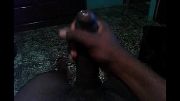 Preview 2 of Please Didi - Dominicano masturbandose quien quiere de mi leche?