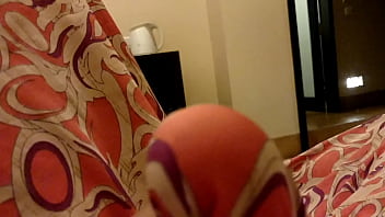 Preview 1 of Xxx Male Hd Video - Cum in Satin silk saree of neighbour