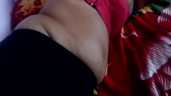 Preview 2 of Puku Vedivos - VID 20151128 142611