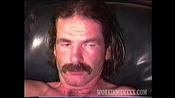 Preview 2 of Sauny Se - Mature Man Byron Jerks Off
