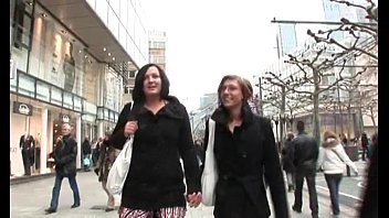Preview 3 of Jap Bubble Years Threesome - Ferkelz - Geil auf der Zeil