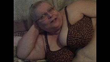 Preview 1 of Bully Bitches - new vids 2 002.MOV
