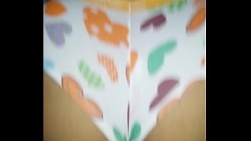 Preview 1 of Asian Cam Luna - Quem quer sair com nois deixa o zap nos comentario