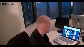 Preview 1 of First Time Back Side Sex Vedios - Asian gay sucking dick and gets pounded