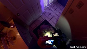 Preview 3 of Seachshoping Sex Videos - Sarah Jessie Sucks Cock
