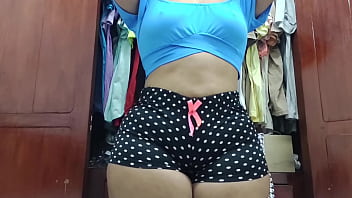 Preview 2 of China Xxx Vidos - La criada sorprendida por la c&aacute_mara