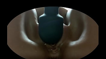 Preview 2 of Euro Sexcasting - Mi marido me masturba con un vibrador hasta correrme