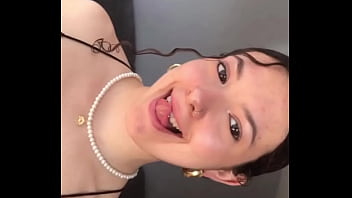 Preview 4 of Janwar Xxxc Vedo - Morrita de 18 a&ntilde_os la chupa bien con esa lengua