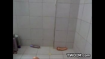Preview 4 of Sazia Saar - Cute Latina Masturbates In The Shower