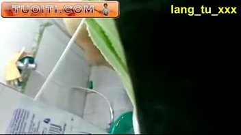 Preview 1 of Naughty Amirecan Com - Quay l&eacute_n chị D&acirc_u.FLV