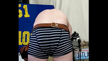 Preview 3 of Larg Womn Xxx Video - Hot pride yoga session with sexy cosplayer Max Shenanigans