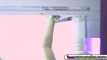 Preview 1 of Wow Fulmovie - Rikkis teen pussy drilled on tanning bed