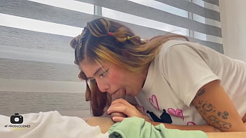 Preview 3 of Sext Senso - Mi hermanastra quiere saber que es estar con un gay,  y yo la follo muy duro y se viene a chorros como demostracion que no lo soy. H.L.