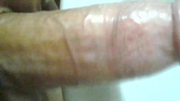 Preview 4 of Ride Young Dick - Safado adoro bucetas de novinhas de coroa gosto de fazer tudo deixe contatos nos