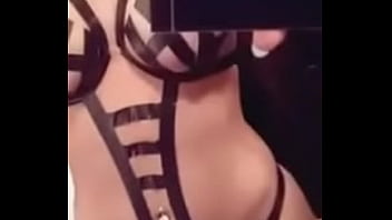 Preview 1 of Sanelny Xxcom - Keissy Hennessey TWERK TWERKING HER SWEET ASS OFF 5