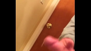 Preview 4 of Genau Stark Creampie - Jacking off big cock