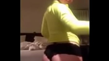 Preview 2 of Tamil Slipping Auntys Sex Videos - The Girl with the Big Boobs - camg8