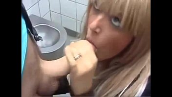 Preview 2 of Pregnant Mom Handjob - Tinder date (GONE SEXUAL) meet at SinnerCams.com