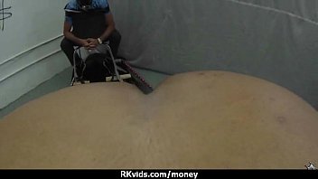 Preview 3 of Mummy And Papa Ki Chudai - I have no money to pay rent 8