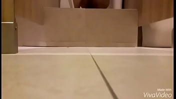 Preview 3 of London Keyes Threedome - XiaoYing Video 1447690154092