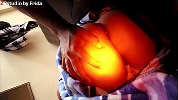 Preview 3 of Www Mom Six - Latina culona es manoseado por novio ella tiene un incre&iacute_ble culo ella es fridasexy