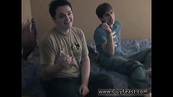Preview 2 of Arb Boy And Boy Xxx - Skinny gay emo bareback reach around Fortunately for them,  they&#039_ve