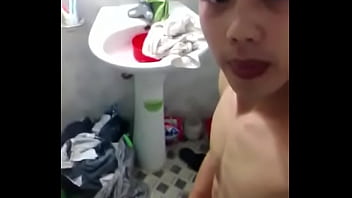 Preview 1 of Boble Mom Fuck - Trai Viet thu dam 1993