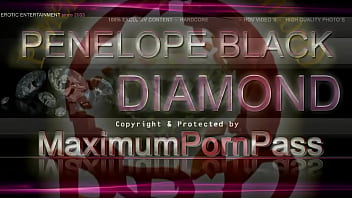 Preview 1 of Lovinhd - Penelope Black Diamond Anal 28 x 5, 1 cm Rascal Vibrator black Preview