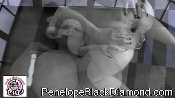 Preview 4 of Small Girl Xxsex - Penelope Black Diamond 28 x 5, 1 cm Rascal Vibrator Ass Twister red Preview