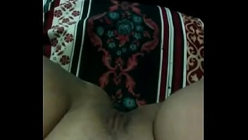 Preview 1 of Tudung Bugil Hisap - se masturba para mi