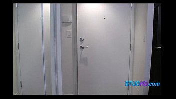 Preview 1 of Tweeker Ducking - Stud fucks hot babe0260