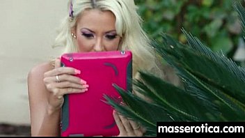 Preview 1 of Kandera Jeams - Sexy girl gives big tits lesbian an orgasm 6