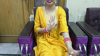 Preview 2 of Kagreatan - Husband surprises his wife on her birthday by giving her sexual pleasure in hindi audio