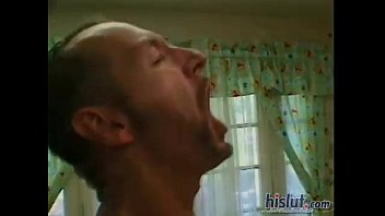 Preview 4 of Budak Gin - Zarina fucks repairman