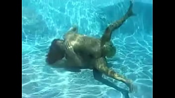 Preview 4 of Www Xxx Movis Bagla - Exposure -  Lesbian underwater sex