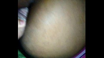 Preview 2 of Mom Asked To Her Stepson To Rub - Pauz&atilde_o sendo enfiado na bunda da novinha