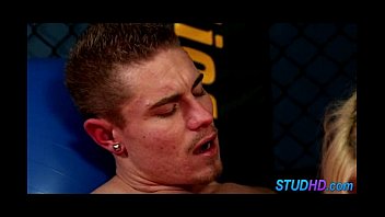 Preview 4 of Child Grids Porn - Stud fucks hot babe0617