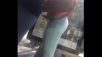 Preview 2 of Chinese Mum Hard Cord - Culito apretadizo con rica tanga