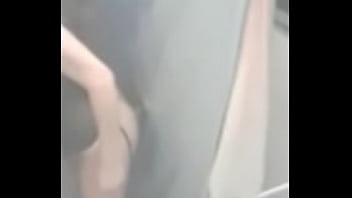 Preview 1 of Mastrubating Vag - Casada na cabine do sexo 2