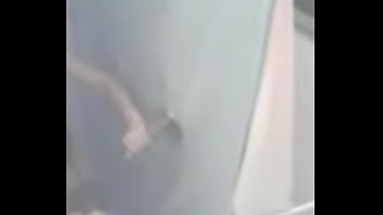Preview 2 of Thai Le O - Casada na cabine do sexo