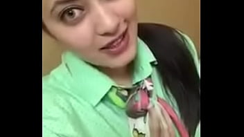Preview 4 of Tini Solo - VID-20150514-WA0004