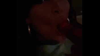 Preview 2 of Mini Buss - BELLA Y SEXY TRANSEXUAL VENEZOLANA  MAMANDO UN VIBRADOR @lindsayCozar