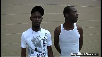 Preview 2 of Xxx Cake Vado - BB interracial big black and slim white 01