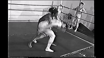 Preview 3 of Frisch Verheiratet - Mixed Nude Fight